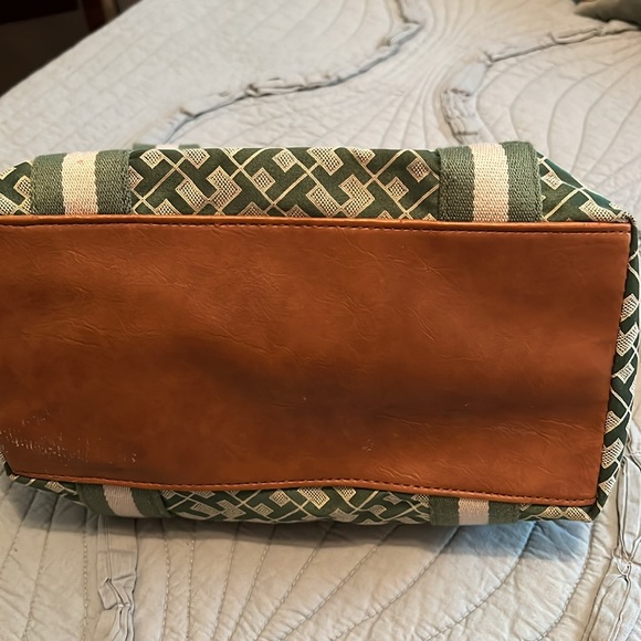 Tommy Hilfiger Satchel Handbag - Picture 6 of 6